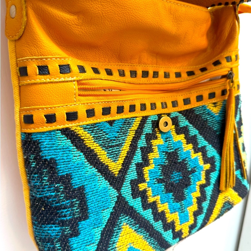 Beautiful Yellow and Black Patterned Boho Women's Bag - Picture 16 of 16